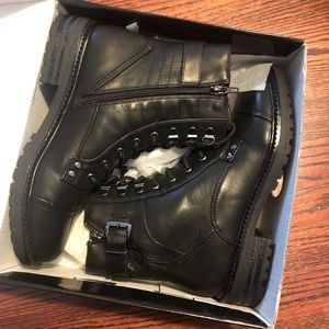 GBG Guess Combat Boots 7.5